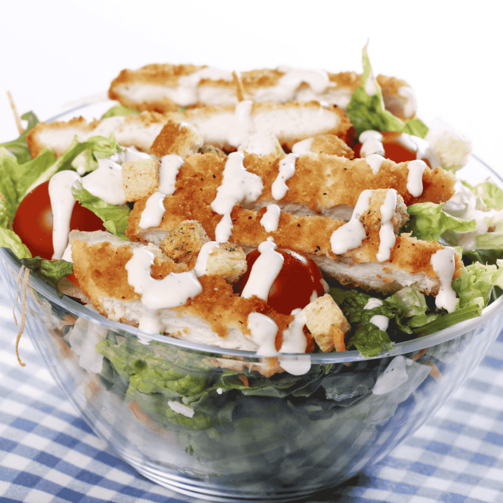 Healthy salad with chicken and vegetables